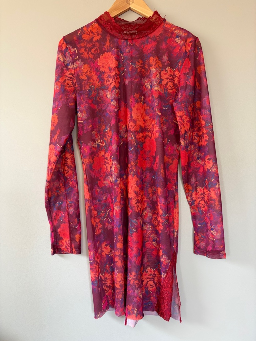 Free People/FP Intimately Floral Mesh Lace Raw‎ Hem Dress Medium Maroon Orange